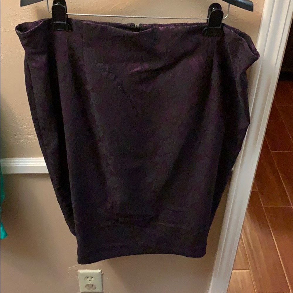Amethyst and black skirt set